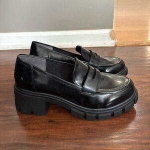 Crown Vintage Black Women’s Loafers